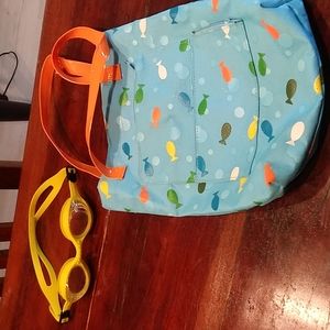 Small beach bag with matching goggles